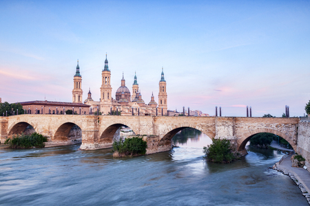 Zaragoza, Spain Catholic Basilica Reflected in River Ebroの写真素材