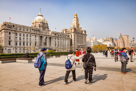 Walking on The Bund, Shanghai
