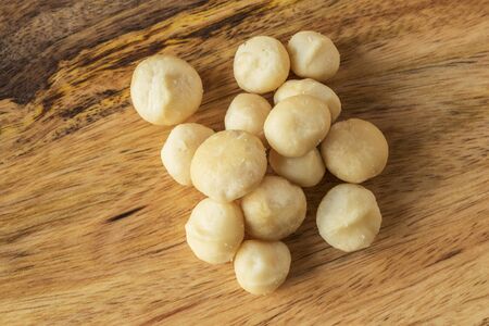 Macadamia Nus, Lightly Roasted, From Above