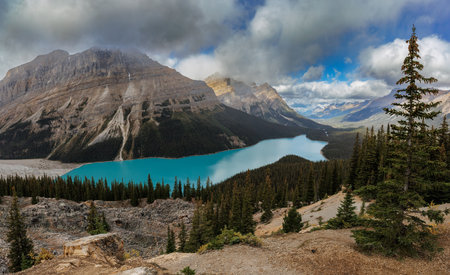 Lake Louise, Banff National Park, Alberta, Canada.の写真素材