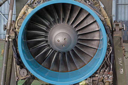Engine turbo fan