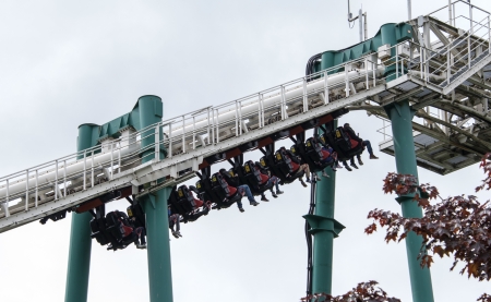 BIDDINGHUIZEN,HOLLAN D - MAY 20 Unidentified people having fun in the rollarcoaster on May 25,2013 in Biddinghuizen, Holland  This amusement park is the biggest rollarcoasterpark in Hollandのeditorial素材