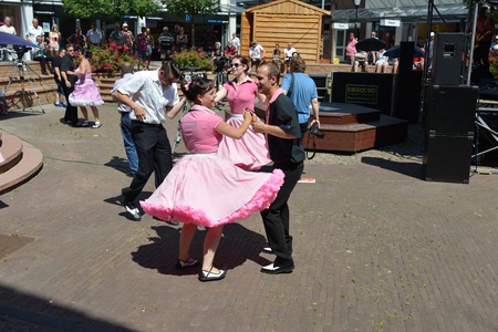 American day with dancers in Hellevoetsluis Netherlands on 21 Juli 2013
のeditorial素材