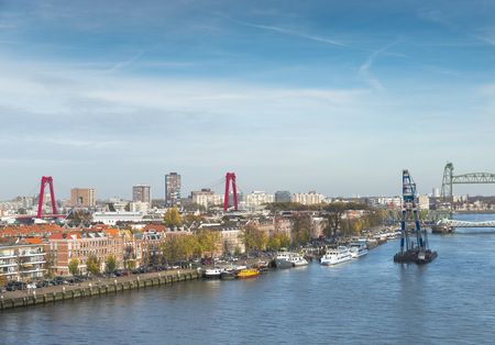 skyline rottersdam with the river maasのeditorial素材