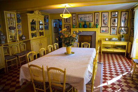 the dining room of the house of monet in giverny in franceのeditorial素材