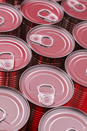 A group of red cans 
の写真素材