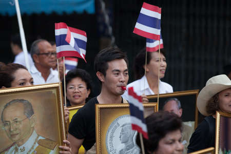 Ranong-November 6,2013   People are in Ranong  small province in Thailand  They all walk for The protest Against The Amnesty bill and Anti-government protesters to the Democracy Monument  のeditorial素材