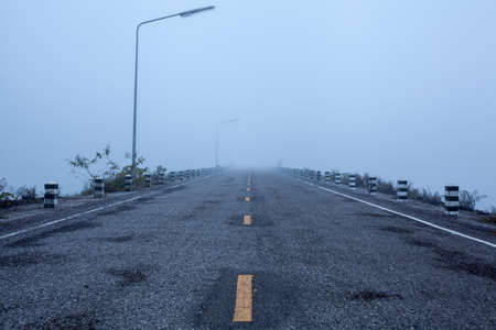 Road in the Fog の写真素材
