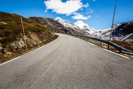 Mountain road in Norway.の写真素材