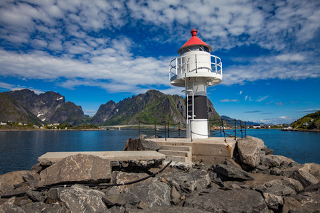 Lofoten is an archipelago in the county of Nordland, Norway. Is known for a distinctive scenery with dramatic mountains and peaks, open sea and sheltered bays, beaches and untouched lands.の写真素材