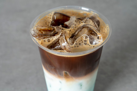 Mugwort Cream Latte, Cafe, Mugwort Cream, Cream, Dalgona, Chocolate, Spaener, Coffee, Ice
