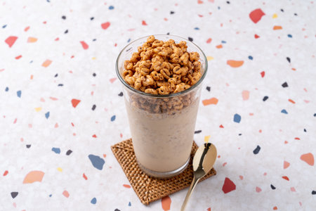 shake, strawberry latte, latte, rotus latte, black sesame latte, vanilla bean latte, madeleine, butter cones, scones, cafes, coffee, milk, food, breakfast, glass, bread,の写真素材