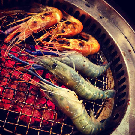 Prawns on the flameの素材