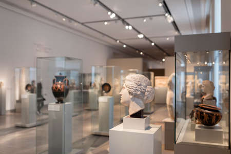 BERLIN, GERMANY - FEBRUARY 2, 2016: The Altes Museum is a museum building on Museum Island in Berlin, Germany. Since restoration work in 2010/11, it houses the Antikensammlung of the Berlin State Museums.のeditorial素材