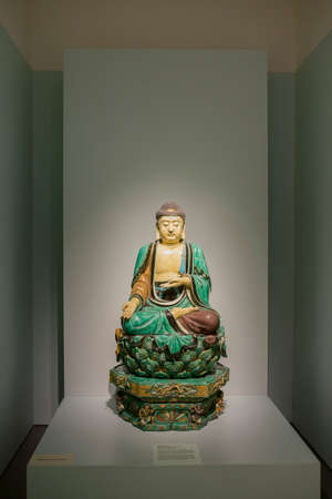 SAN FRANCISCO, CA - DECEMBER 6, 2015: The Asian Art Museum of San Francisco houses one of the most comprehensive Asian art collections in the world, with more than 18,000 works of art in its permanent collection, some as much as 6,000 years old.のeditorial素材