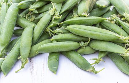 many green pea pods