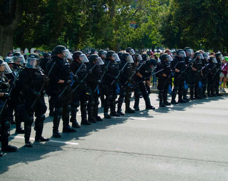 Riot Lineのeditorial素材