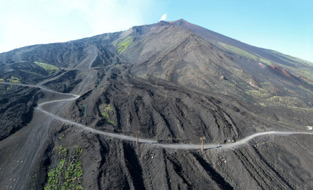 Panoramic view of craters at Mount Etna, Sicilieの写真素材