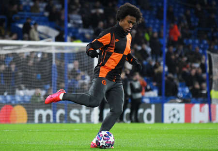 LONDON, ENGLAND - FEBRUARY 26, 2020: Willian Borges da Silva of Chelsea pictured during the 2019/20 UEFA Champions League Round of 16 game between Chelsea FC and Bayern Munich at Stamford Bridge.のeditorial素材