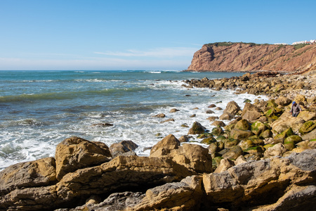 S. Martinho do Porto, Portugal - September 20, 2018 : Cliffs and rocks on the Portuguese coast Alcobaca, Portugalのeditorial素材