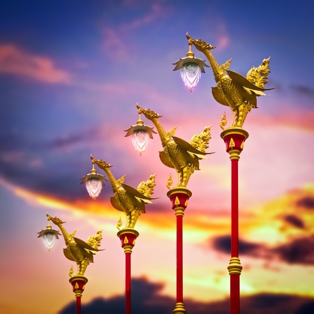 Golden Swan Post Lamp の写真素材