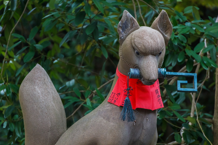 Kitsune sculpture at Fushimi Inari-taisha shrine in Kyotoのeditorial素材