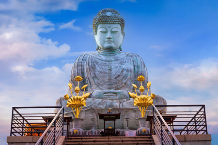 Hyogo Daibutsu - The Great Buddha at Nofukuji Temple in Kobe, Japan

KOBE, JAPAN - OCTOBER 26: Hyogo Daibutsu in Kobe, Japan on October 26, 2014. One of the three big Buddhas in Japan, in the same class with the Nara and Kamakura Daibutsus. The current Buのeditorial素材
