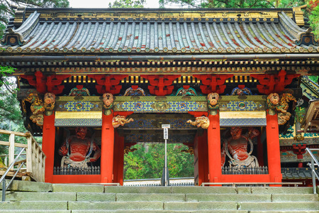 Omotemon Gate or Niomon Gate in front of Nikko Toshogu Shrine in Nikko, Tochigi, JapanNIKKO, JAPAN - NOVEMBER 17, 2015: Omotemon Gate or Niomon Gate in front of Nikko Toshogu Shrineのeditorial素材
