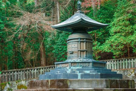 The tomb with urn contains the remains of Tokugawa Ieyasu in Tosho-gu shrine
 in Nikko, Tochigi, Japan


NIKKO, JAPAN - NOVEMBER 17, 2015: The tomb with urn contains the remains of Tokugawa Ieyasu in Tosho-gu shrineのeditorial素材
