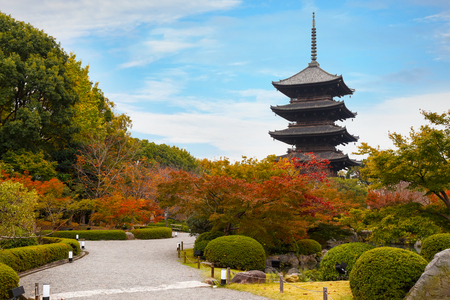 Toji Temple in Kyoto, Japan

KYOTO, JAPAN - NOVEMBER 23 2015: Toji temple, literally "East Temple", founded at the beginning of  Heian Period, after the capital was moved to Kyoto and it's one of Kyoto's UNESCO world heritage sitesのeditorial素材