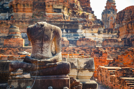 Wat Phra Ram Temple in Ayuthaya Historical Park, a UNESCO world heritage site in Thailand


AYUTHAYA, THAILAND - NOVEMBER 4 2016: Wat Phra Ram Temple in Ayuthaya Historical Park, a UNESCO world heritage siteのeditorial素材