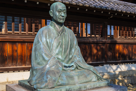TOKYO, JAPAN - APRIL 20 2018: Statue of Sawaki Kodo Roshi, one of the leading and most influential Zen masters of the 20th century in Japan at Sengakuji Templeのeditorial素材
