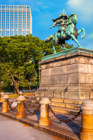Statue of Kusunoki Masashige, famed Japanese samurai at the East Garden outside Tokyo Imperial Palace Tokyo, Japan - April 28 2018: Statue of the great samurai Kusunoki Masashige, famed Japanese samurai at the East Garden outside Tokyo Imperial Palaceのeditorial素材