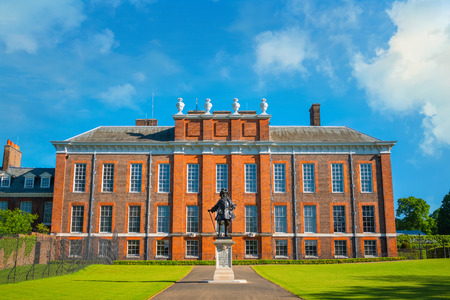 London, UK - May 14 2018: Statue of King William II on the side of Kensington Palace inside Kensinton gardensのeditorial素材
