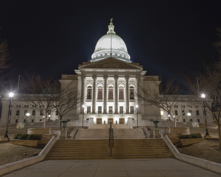Wide view of the Wisconsin state capitol building at night in Madison, WI, USAのeditorial素材