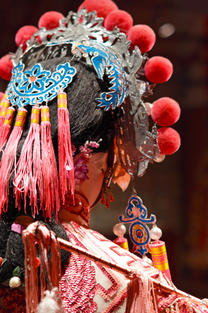 chinese dummy opera, looking after the stage のeditorial素材