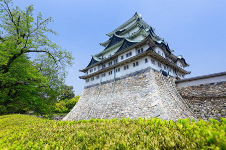 Nagoya castle atop with golden tiger fish head pair called "King Cha Chi", Japan のeditorial素材