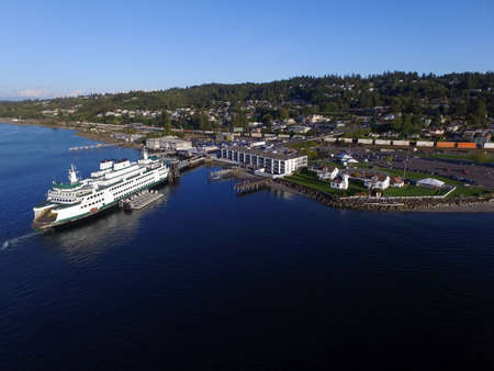 Aerial view of Elliot point, Lighthouse Park and Mukilteo Beachのeditorial素材