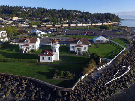 Aerial view of Elliot point, Lighthouse Park and Mukilteo Beachのeditorial素材