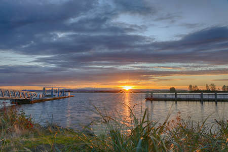 Beautiful sunset over the Snohomish River in Everettの写真素材