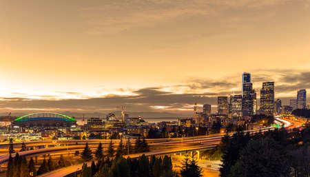 Seattle at dusk with warming filterの写真素材