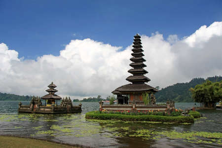 Ulu Danu Temple, Lake Bratan, Bali, Indonesia.の写真素材