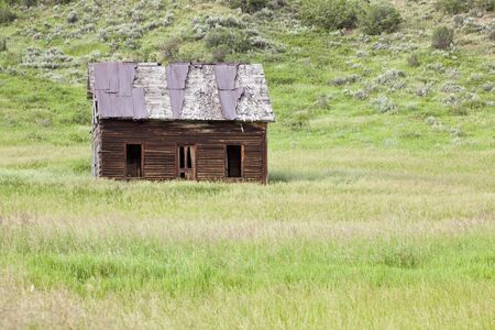 Old Homestead in field, near Milner, Coloradoのeditorial素材