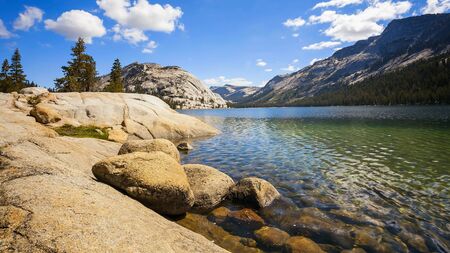 Tenaya Lake in Yosemite National Park's high countryの写真素材