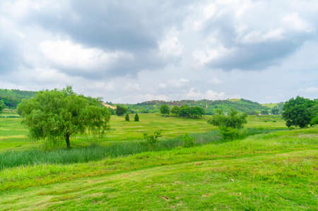 Early summer scenery of Wuhan Mulan Grassland Scenic Area, Hubeiの写真素材