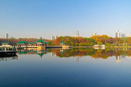 Late autumn scenery of East Lake Scenic Area in Wuhan, Hubeiの写真素材