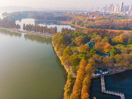 Hubei Wuhan East Lake Scenic Area Late Autumn Aerial Photography Sceneryの写真素材