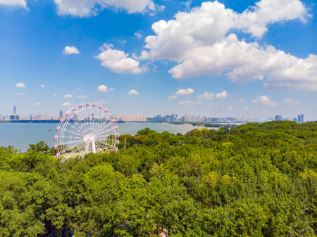 Summer scenery of East Lake Tourism Scenic Area in Wuhan, Hubeiの写真素材