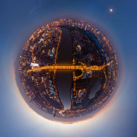 Hubei Wuhan summer city skyline sceneryのeditorial素材