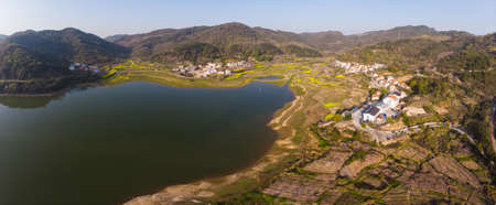 Spring scenery of Baoan Lake and Zhaoshan Forest Park in Huangshi, Hubei